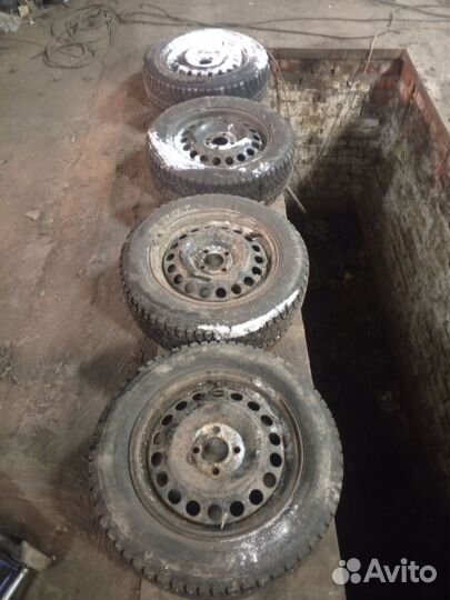 Колеса р 15 на Логан