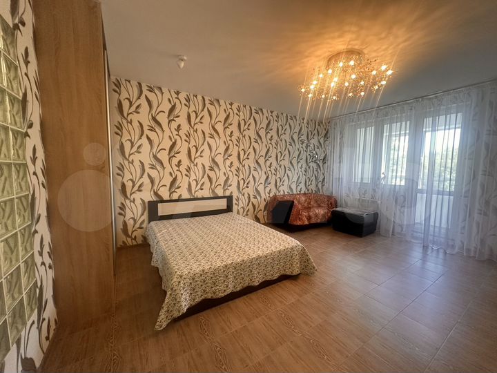 Квартира-студия, 37 м², 3/19 эт.
