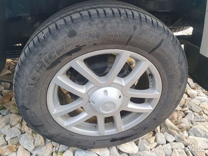 R18 Michelin Latitude Sport 3 245/60, PCD 5x108 DIA 108.5