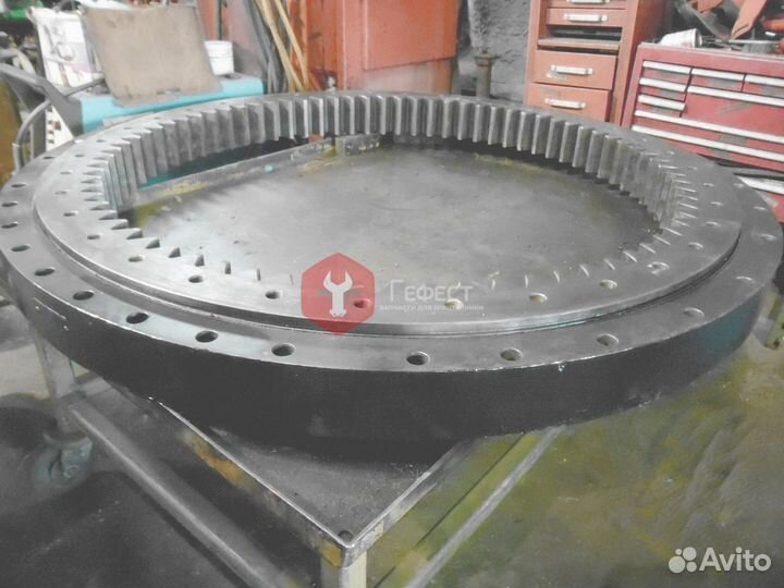 Опорно-поворотный круг JS200lcbt JRB0017