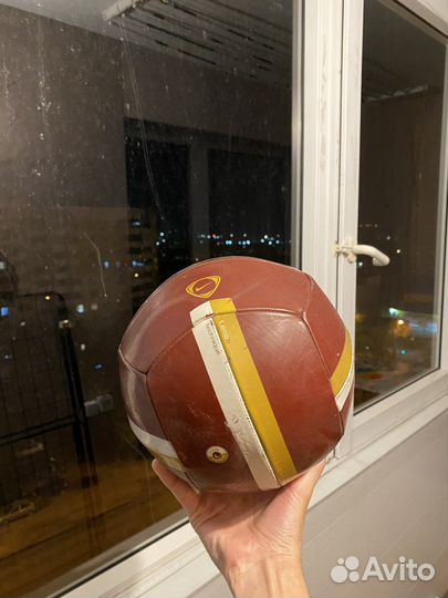 Футбольные мячи