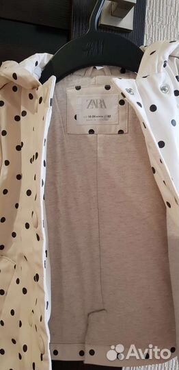 Плащик для девочки zara 92