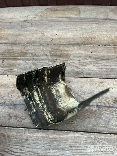 Тепловой экран Audi 3 8P 1.8 2008