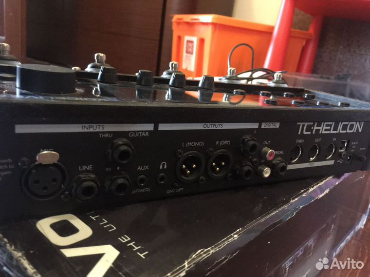 Вокальный процессор Tc helicon voicelive 2