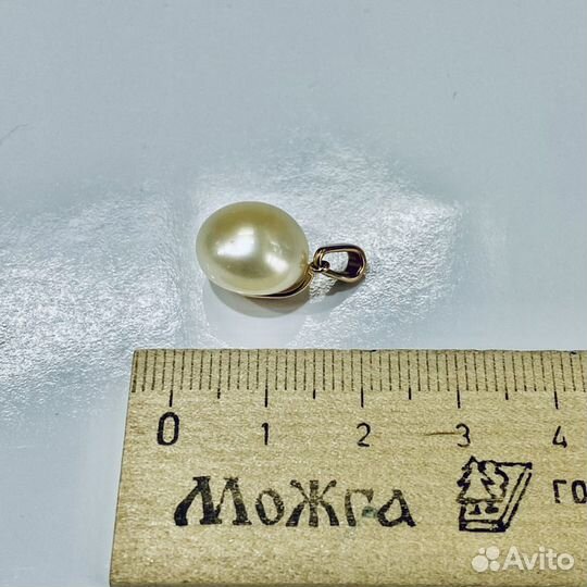 Золотая подвеска с/к