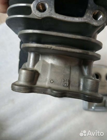 Поршневая картер Новая оригинал Husqvarna 128r