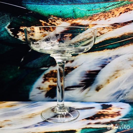 Ваза на высокой ножке. Стекло. СССР