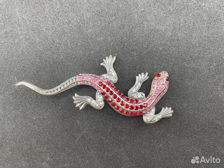 Весеннее очарование брошь винтажная Чехия