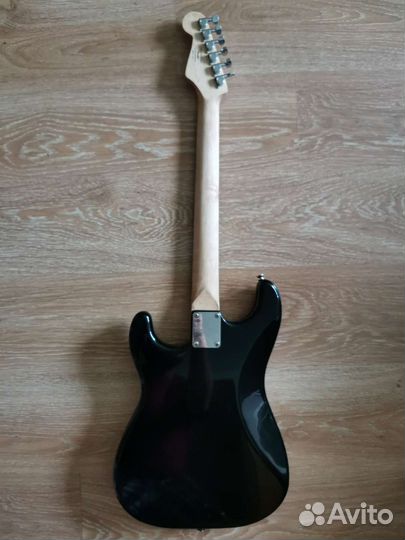 Электрогитара Fender Squier bullet strat HSS