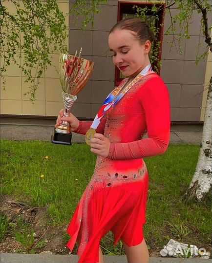 Тренер по фигурному катанию