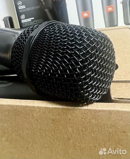 Беспроводной микрофон JBL с ресивером