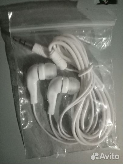 Наушники проводные