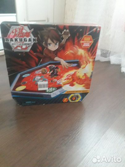 Игровой набор Bakugan с ареной и фигуркой-трансфор
