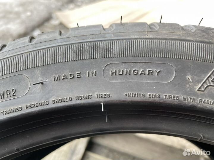 Michelin Pilot Sport 3 245/40 R19