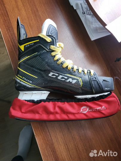 Коньки хоккейные ссм