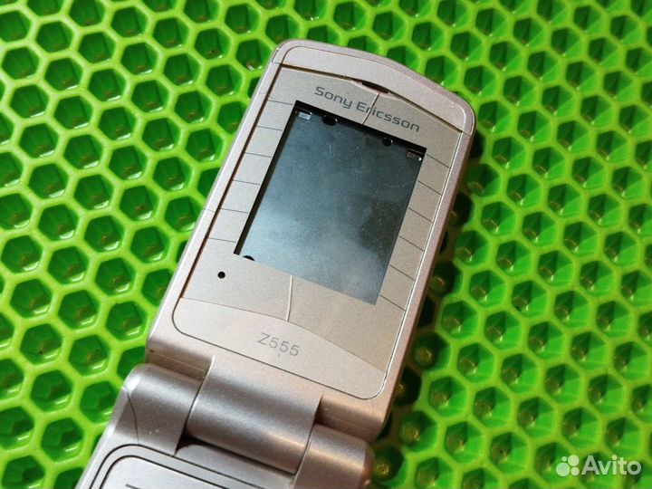 Sony Ericsson Z555i. Корпус. Оригинал