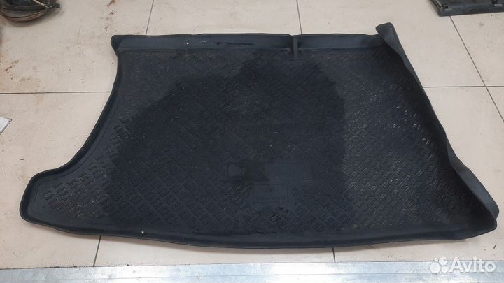 Коврик багажника резиновый Хетчбэк Kia Rio