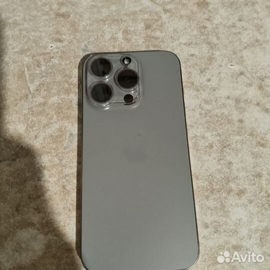 iPhone 15 Pro, 256 ГБ