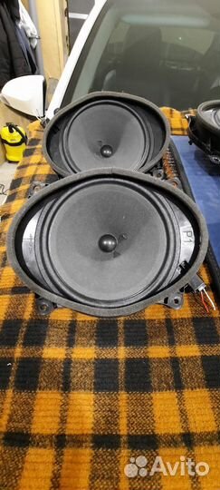 Автомобильные оригинальные динамики