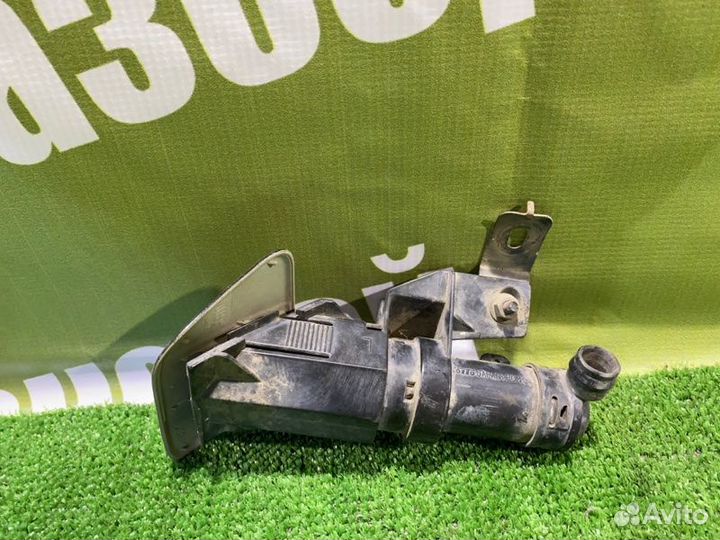 Форсунка омывателя фар левая Nissan Teana J31