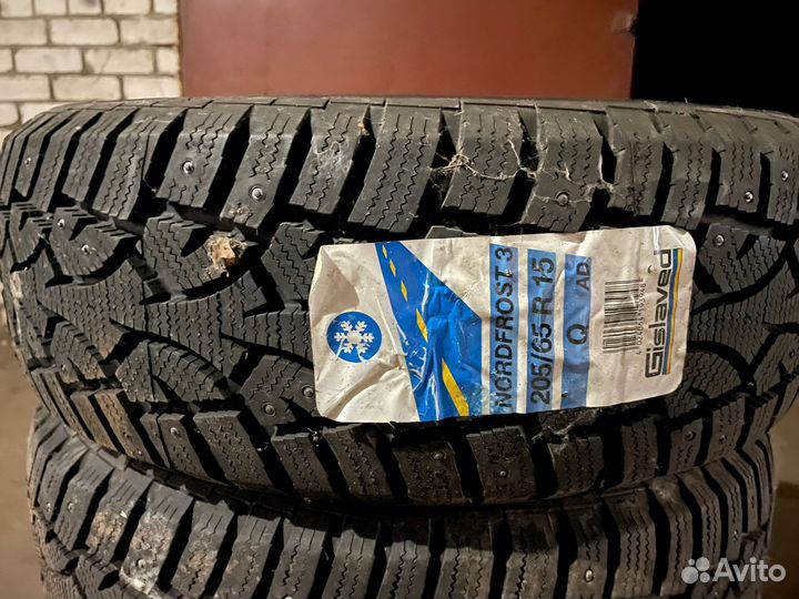 Gislaved Nord Frost III 205/65 R15 94Q