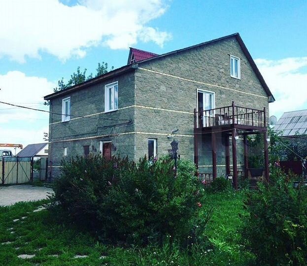 Дом 265 м² на участке 13,5 сот.