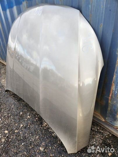 Капот Volkswagen Passat CC 2011