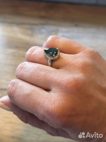 Серебряное кольцо