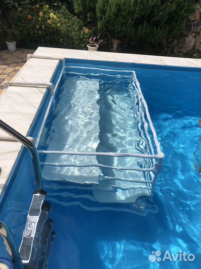Манеж детский для бассейна