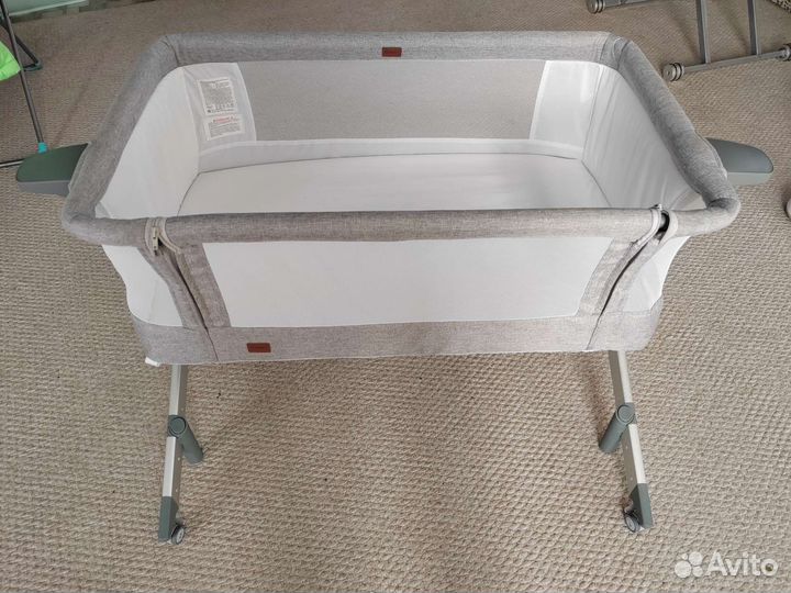 Прикроватная кроватка (люлька)