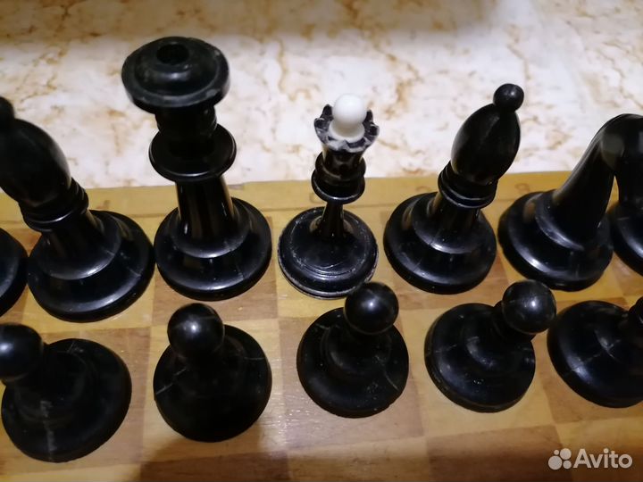Старинные шахматы