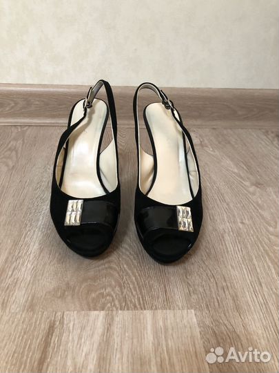 Fabiani босоножки 38
