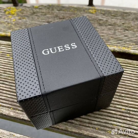 Часы Guess в оригинальной упаковке