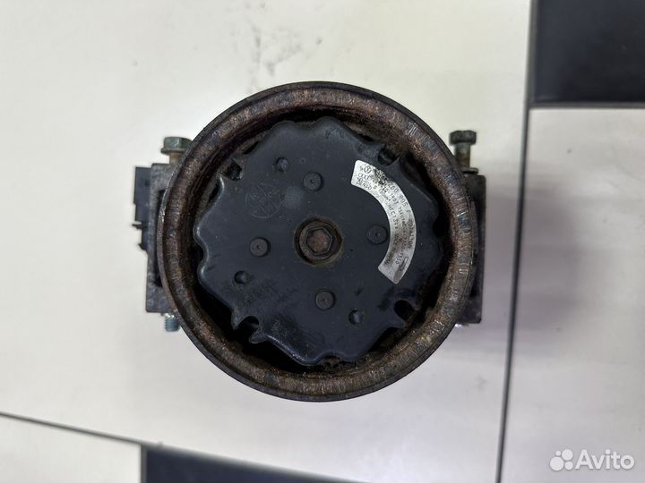 Компрессор кондиционера Audi A4 B6 2.0 ALT