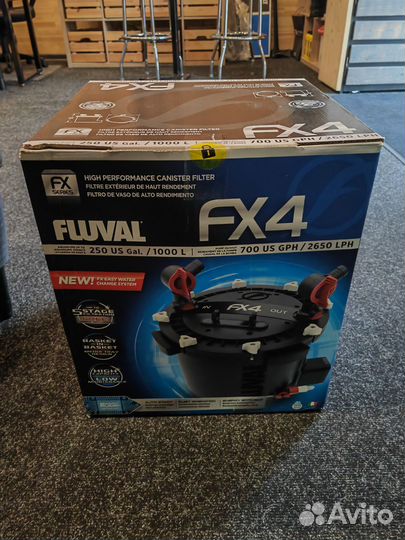 Внешний фильтр Fluval FX4