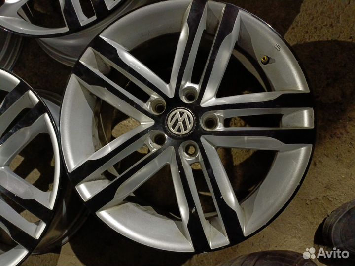 Диски литые Volkswagen R17 5/112