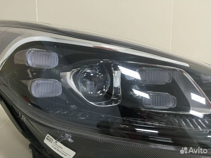 Фара правая Kia Sportage