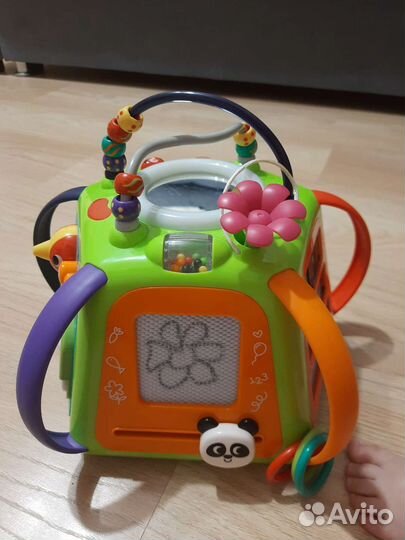 Развивающие игрушки для малышей