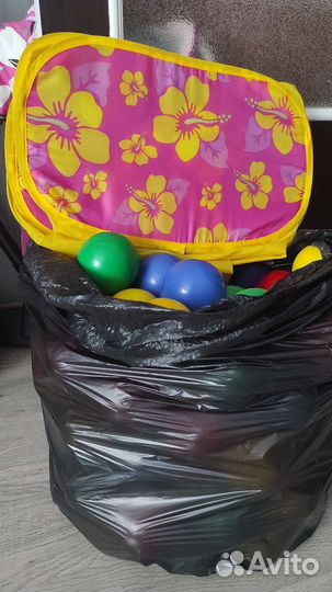 Сухой бассейн с шариками