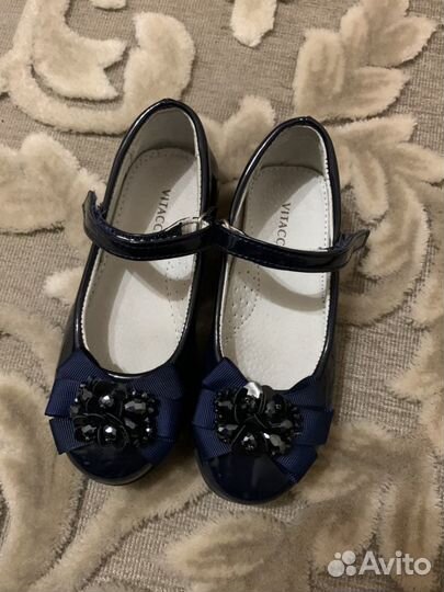 Туфли на девочку 28
