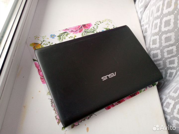 Ноутбук Возможен обмен на велик или телек