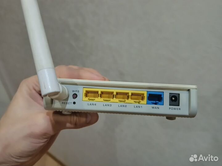 Продам маршрутизатор zyxel