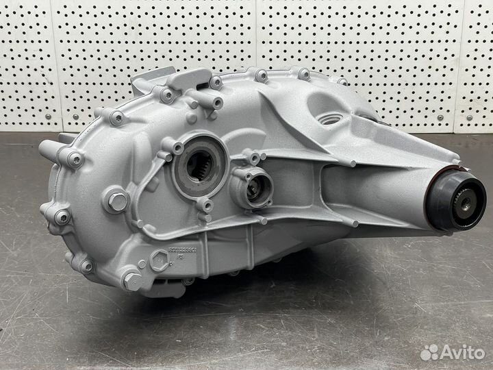 Раздаточная коробка Chevrolet Tahoe 900 84605819