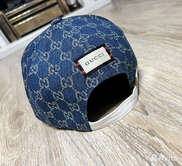 Италия.фирменная бейсболка,кепка Gucci