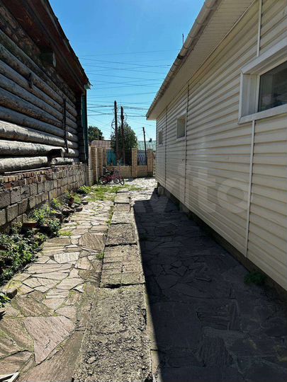 Дом 250 м² на участке 10 сот.