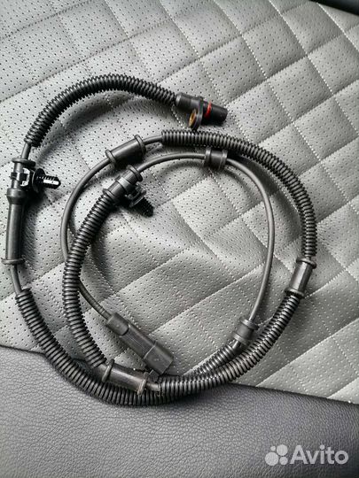 Датчик ABS зад. прав новый Caliber/Compass/Patriot