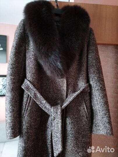 Пальто женское зимнее теплое приталенное 42