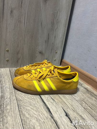 Adidas sunshine