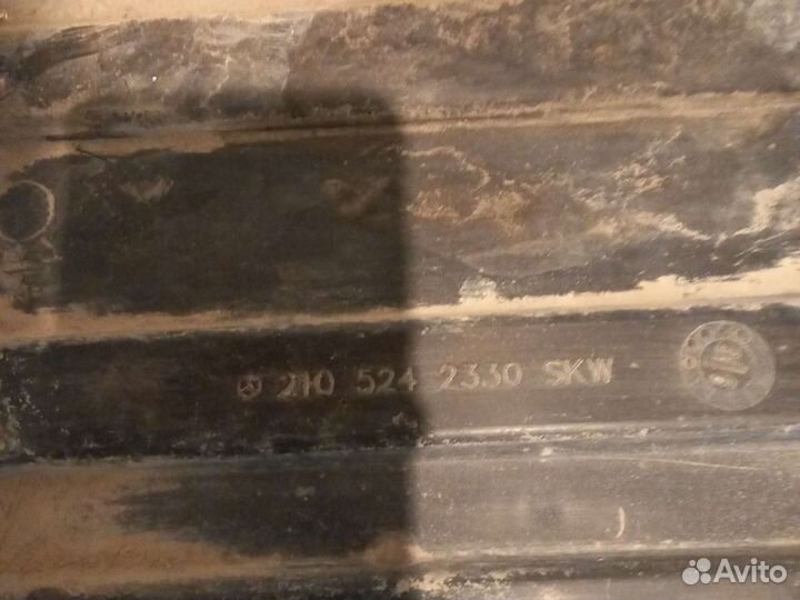 Защита антигравийная Мерседес