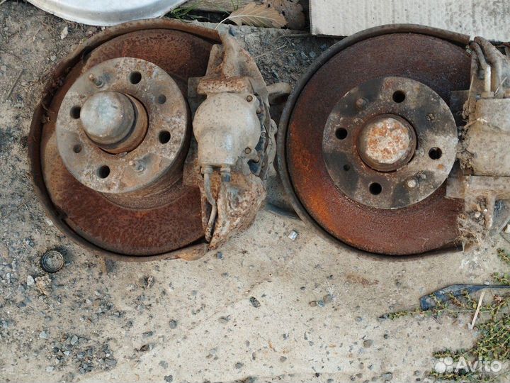 Запчасти на ваз 2107 бу